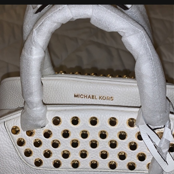 Authentic White Medium Michael Kors Bag with Strap - Picture 3 of 6
